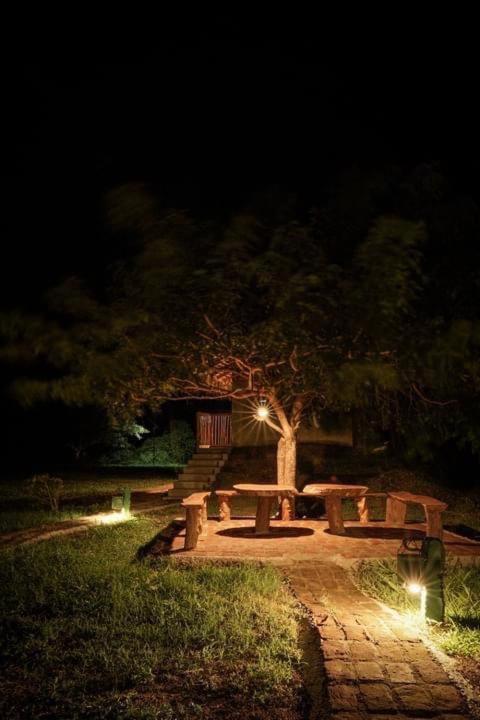 Raalmadu Wilpattu Hotel Achchamulai Exterior photo